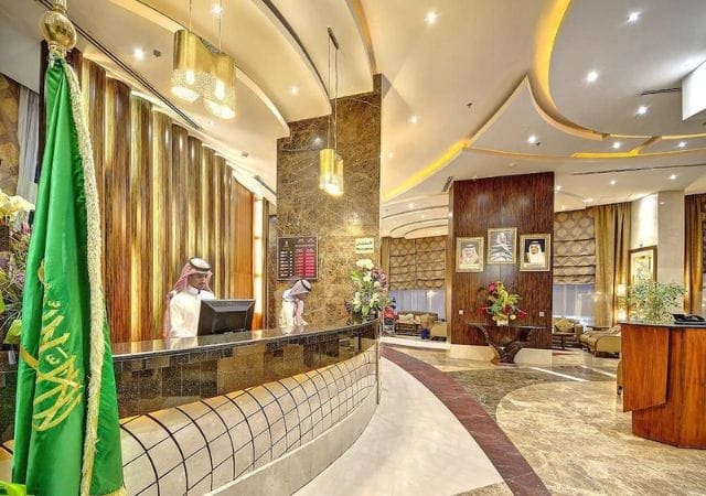 4 star Umrah package hotel close to the Haram UK