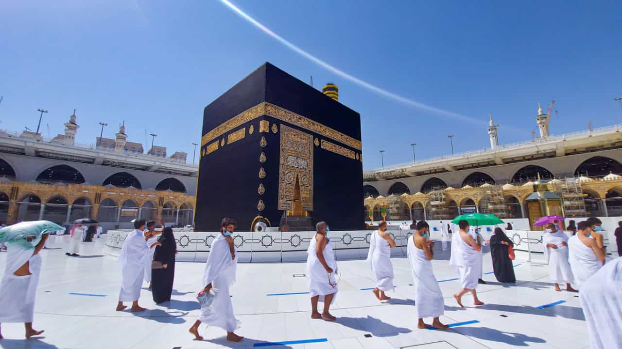 Planning a bespoke Umrah itinerary with Aqdas Travel